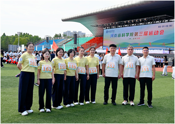 運(yùn)動(dòng)會(huì)3.jpg 運(yùn)動(dòng)會(huì)3.jpg